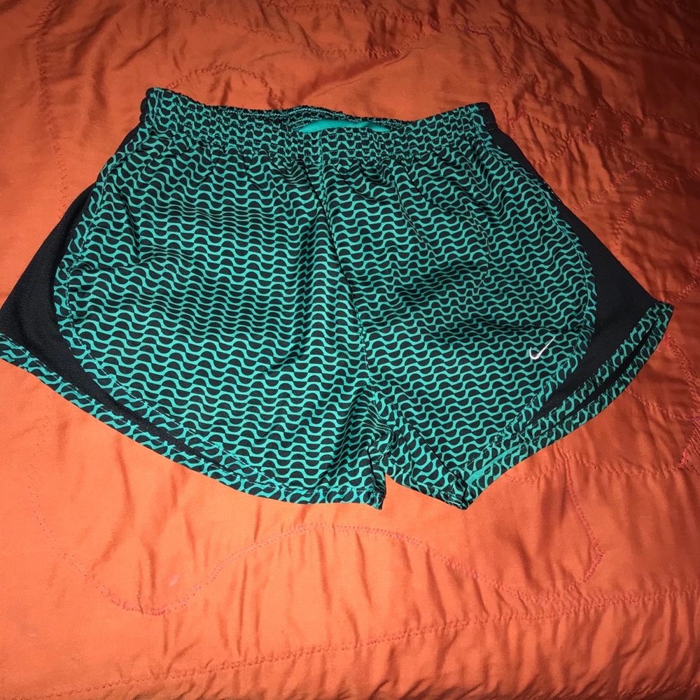 Nike dry fit running small